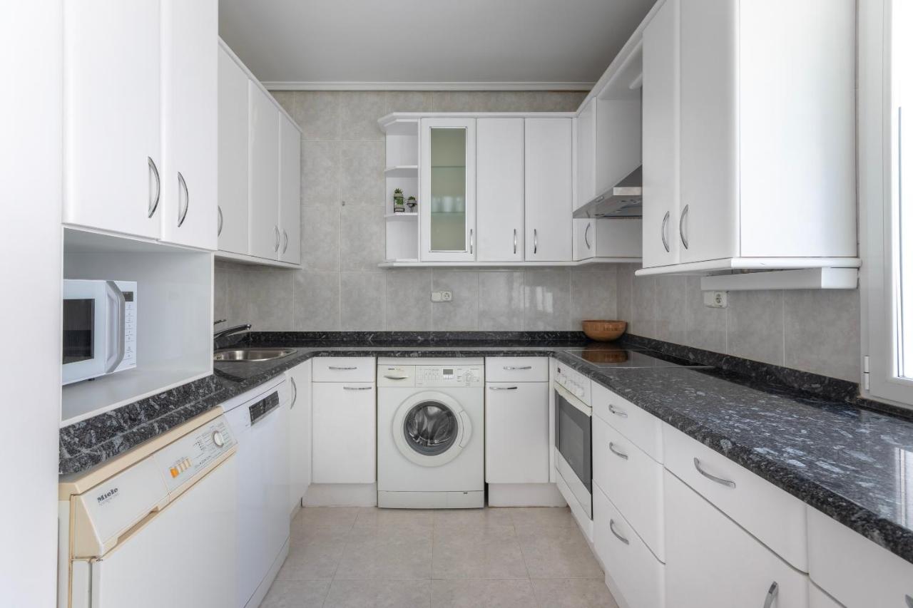 Akomodat En Apartamento En El Centro De Bilbao Con Parking Exterior foto