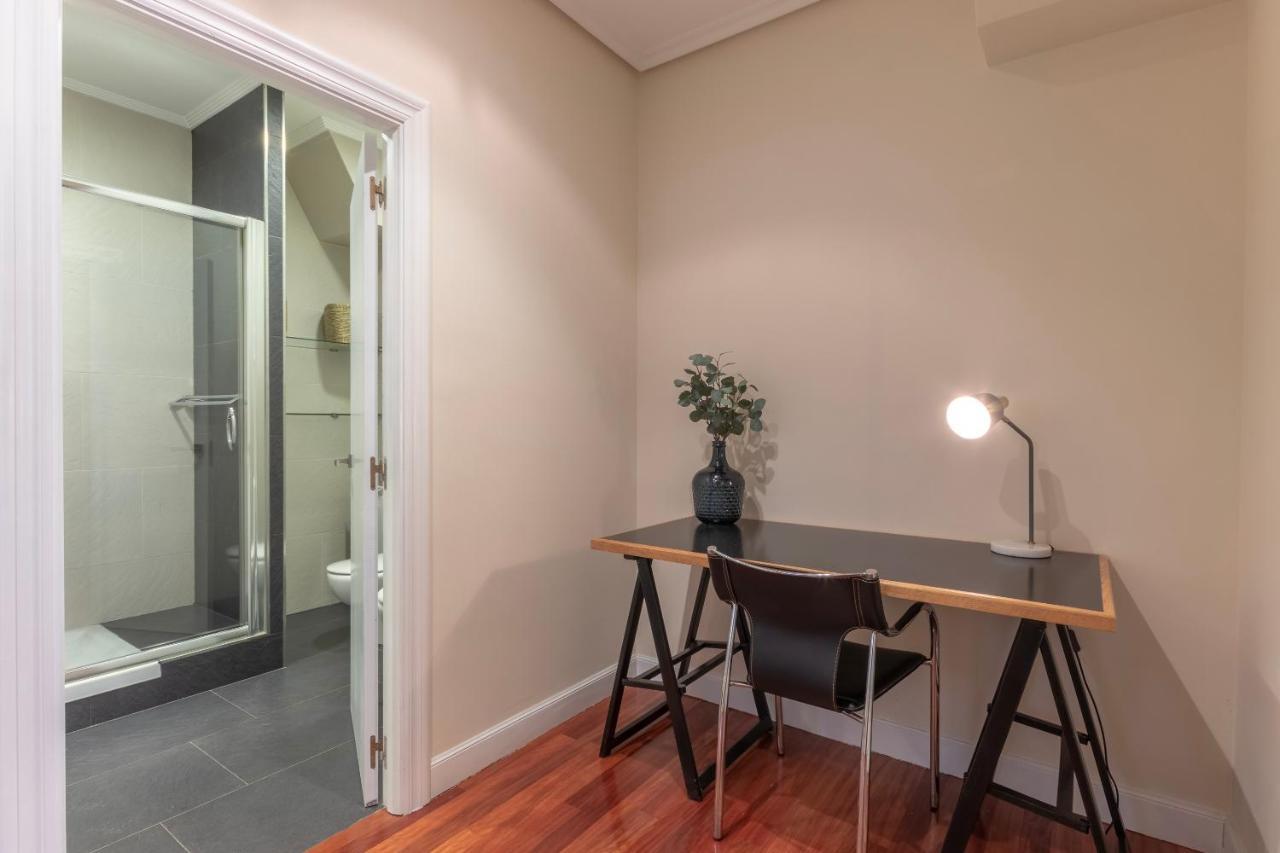 Akomodat En Apartamento En El Centro De Bilbao Con Parking Exterior foto